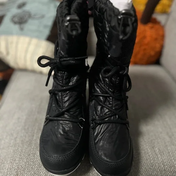 NWT $189 SOREL Black Wedge Winter Boots size 7.5 but good also for 7 w/socks - Picture 3 of 6